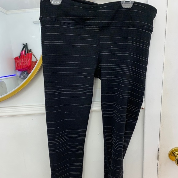 Fabletics tights - Picture 1 of 3